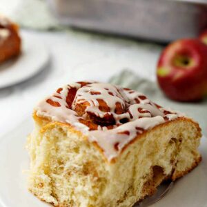 Brioche aux pommes et caramel